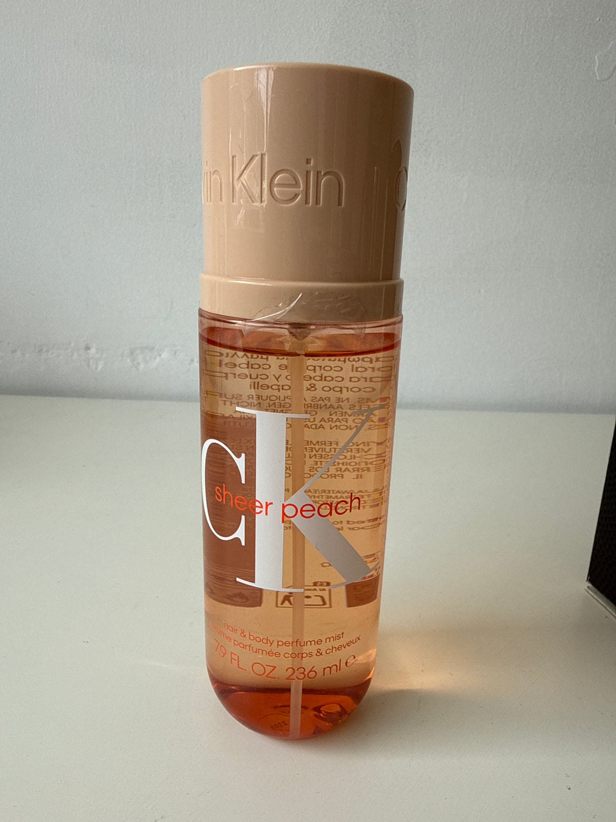 Calvin Klein - Sheer Peach Hair & Body Perfume Mist 236ml