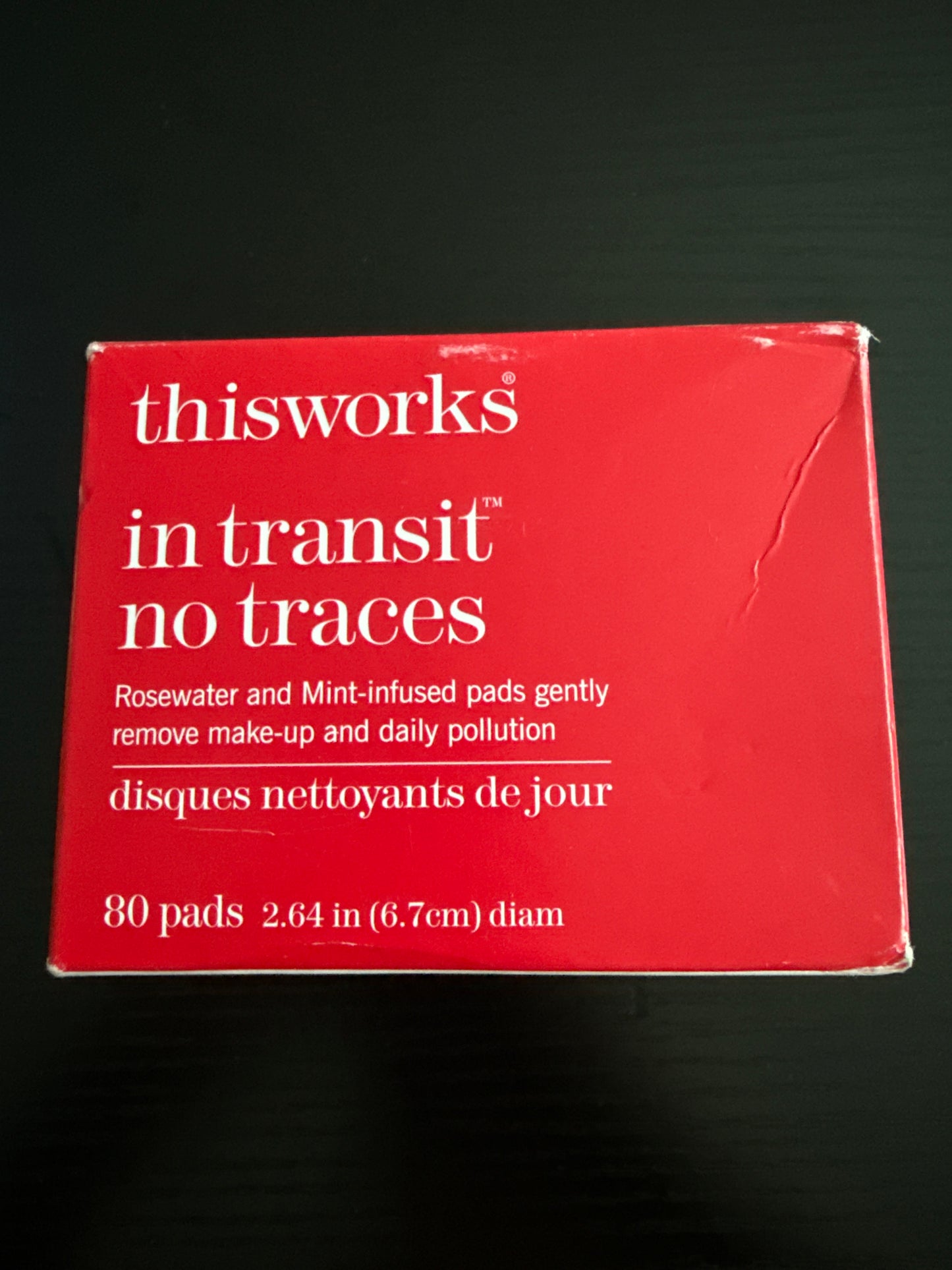 This Works - In Transit No Traces Cleansing Pads, Rosewater & Mint Infused Facial Wipes, Gentle Make-Up Remover (80 pads)