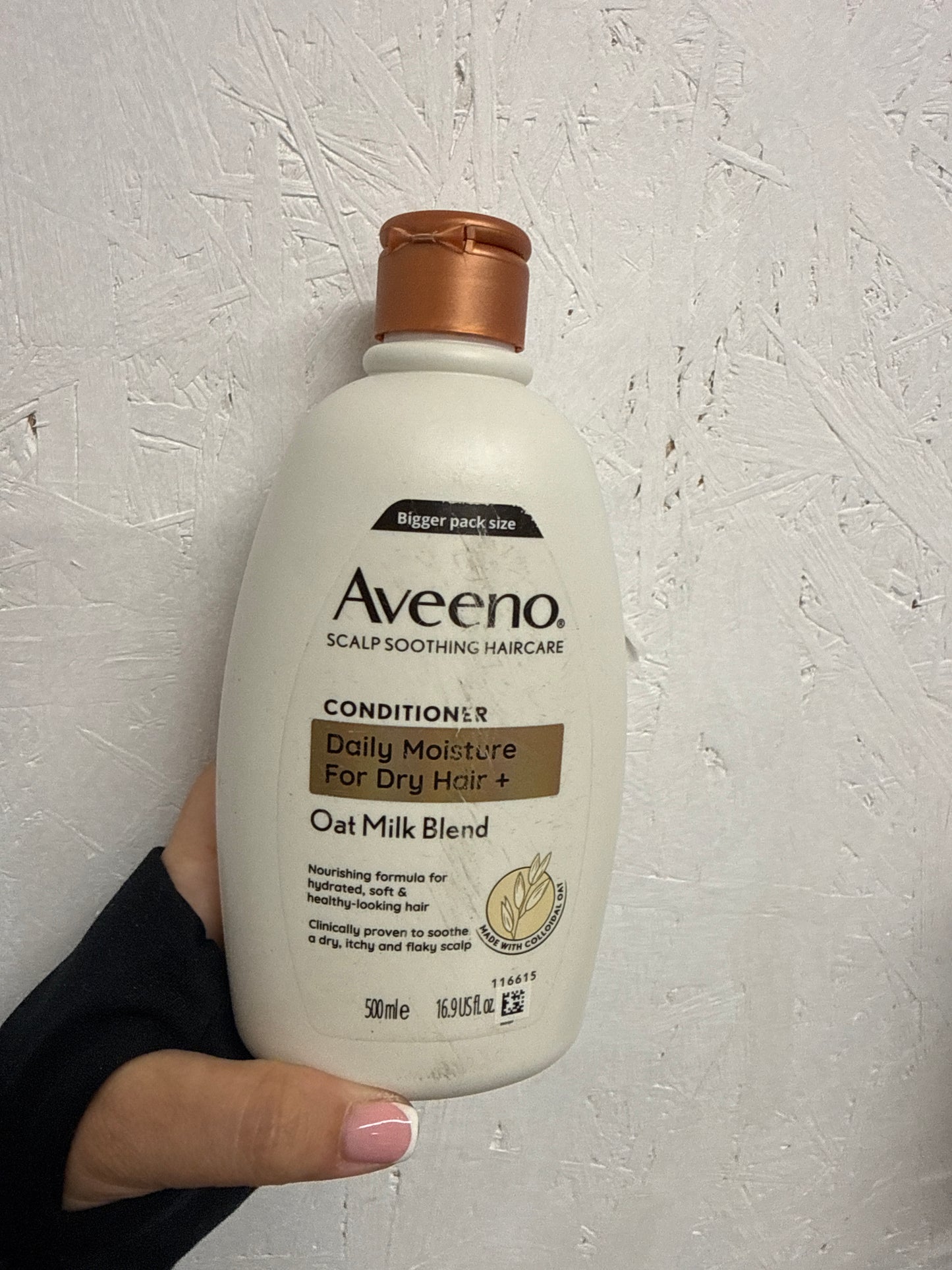 Aveeno Scalp Soothing Haircare Daily Moisture Conditioner - Oat Milk Blend - 500ml