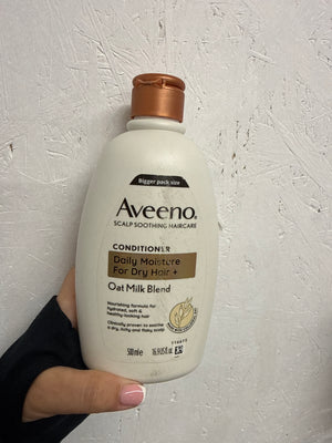 Aveeno Scalp Soothing Haircare Daily Moisture Conditioner - Oat Milk Blend - 500ml