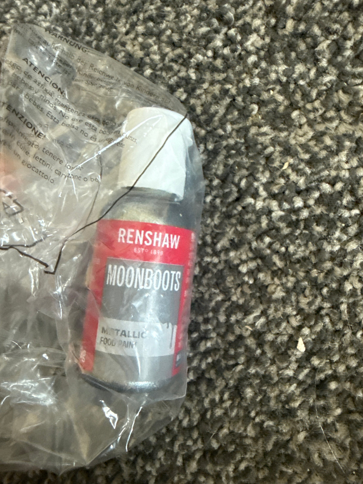 Renshaw - Moonboots Metallic Food Paint