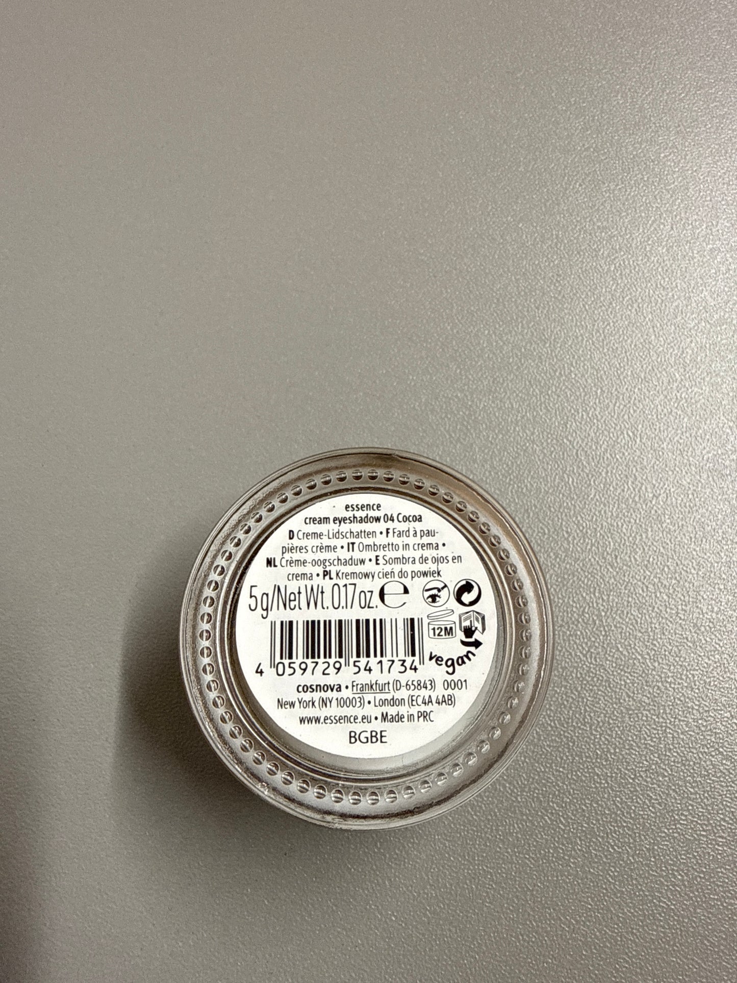Essence Cream Eyeshadow - Shade: 04 Cocoa
