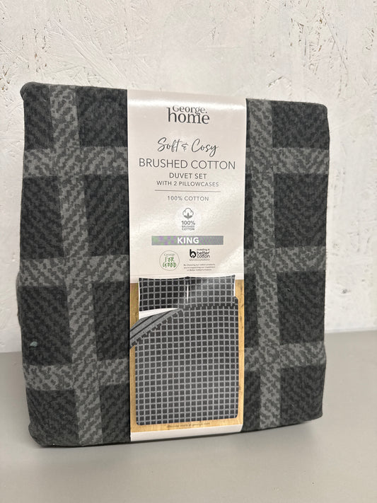 George Home - Soft & Cosy Brushed Cotton Grey Checked Duvet Set - King