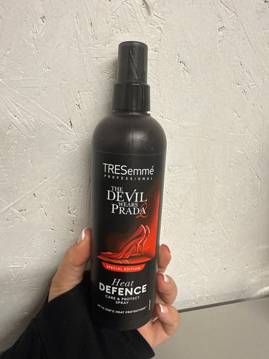 TRESemme Devil Wears Prada 2 Special-Edition Heat Protect Heat Defence Spray - 270 ml