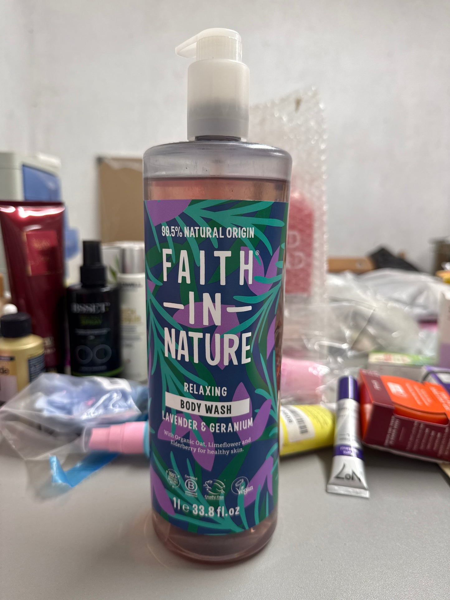 Faith In Nature - Relaxing Body Wash 1L