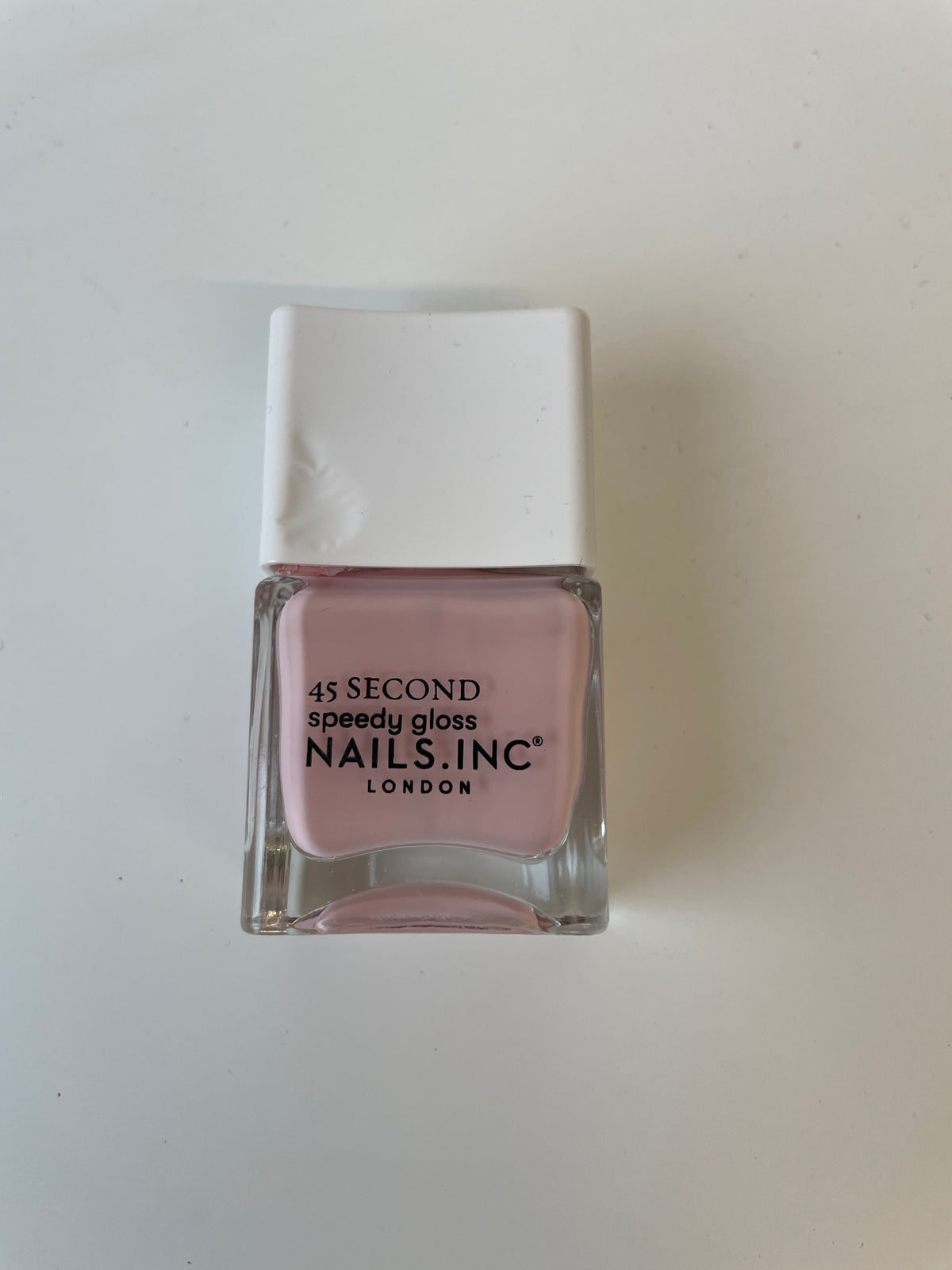 Nails. INC 45 Seconds Speedy Gloss - Shade: Fly By At Victoria
