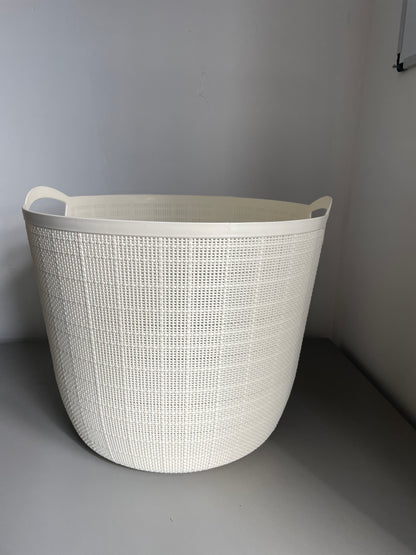 Cream washing basket