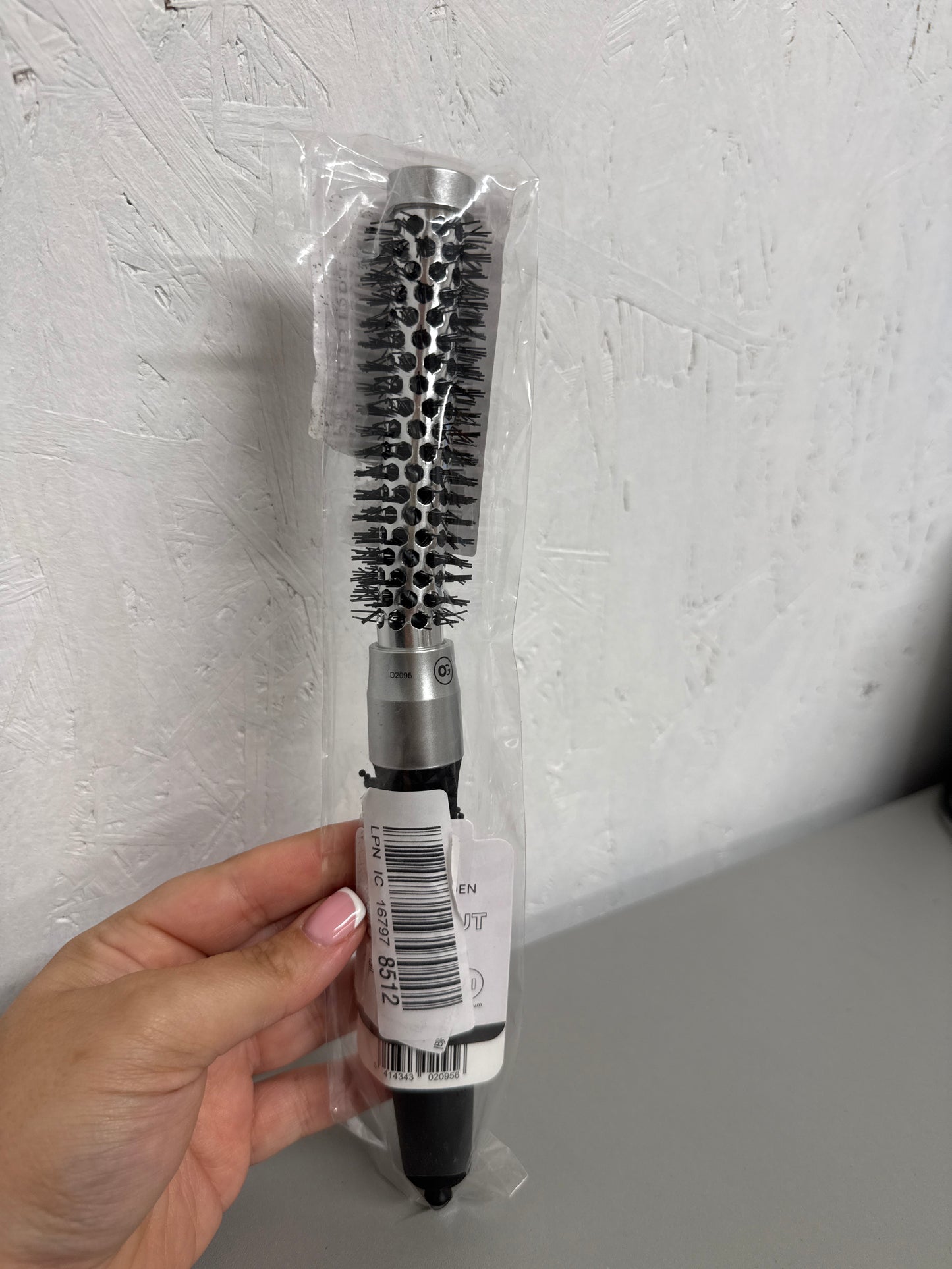 Olivia Garden - Essential Blowout Classic Silver Hairbrush - 15 Barrel Size