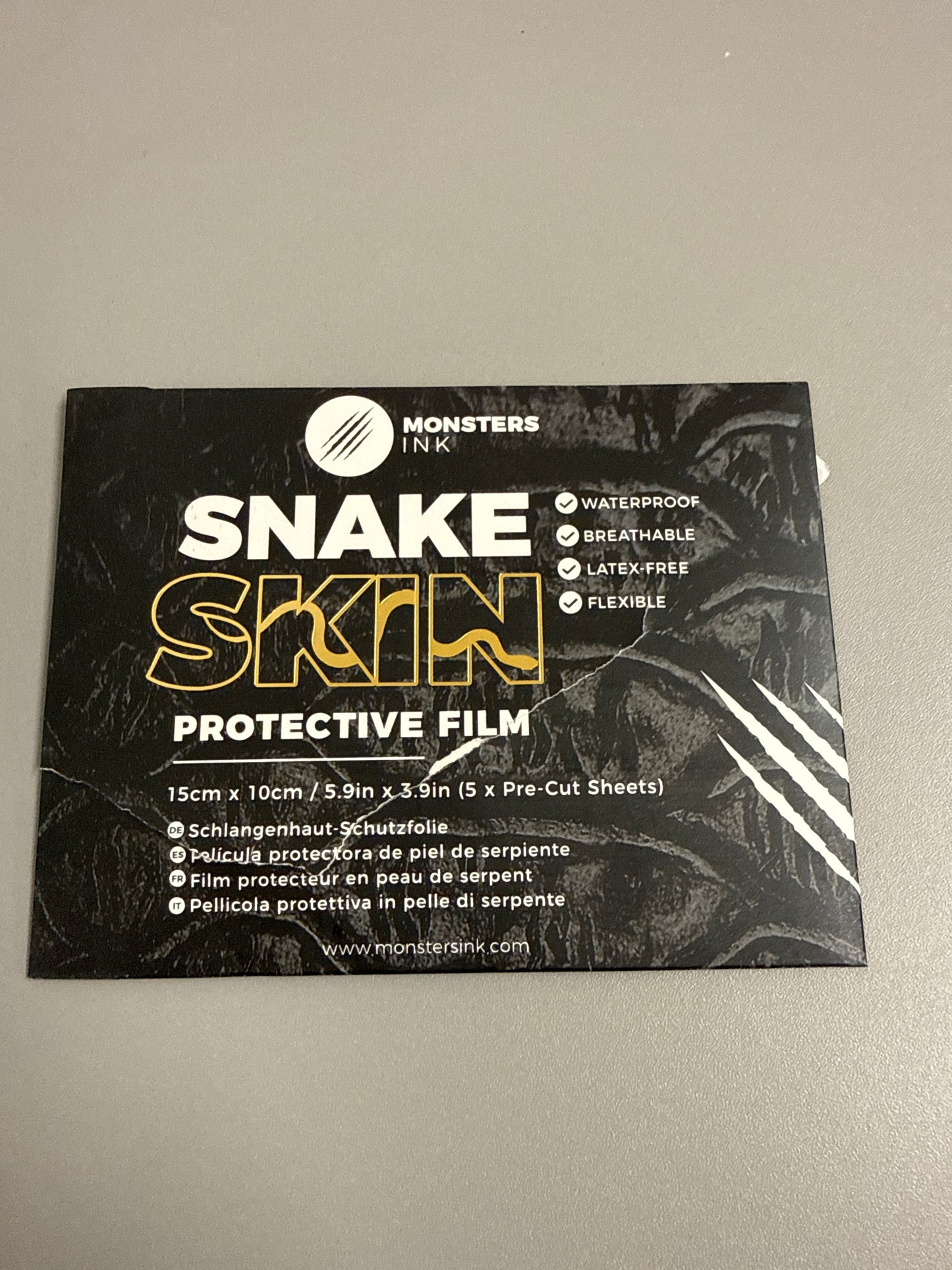 Monsters Ink - Snake Skin 15cm x 10cm (5 Sheets)