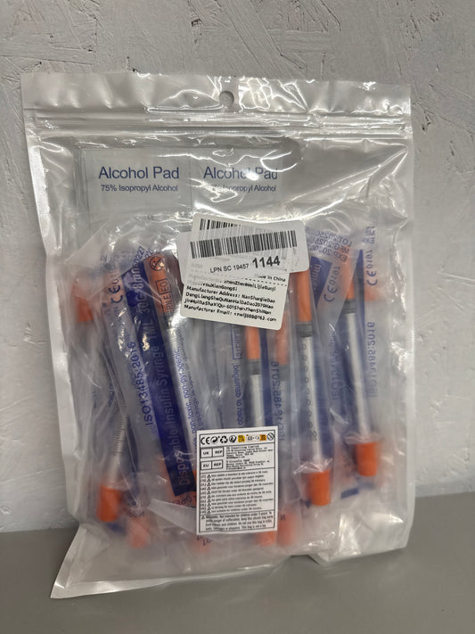 25 x 1ml 30G*8mm Disposable Insulin Syringe & Alcohol Wipes