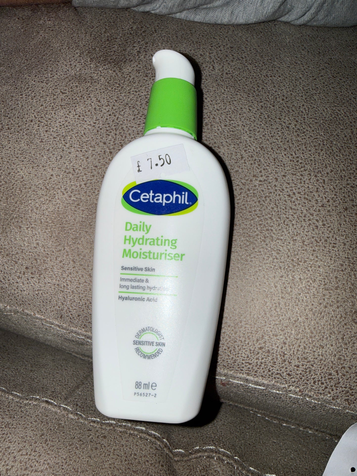 Cetaphil daily hydrating moisturiser