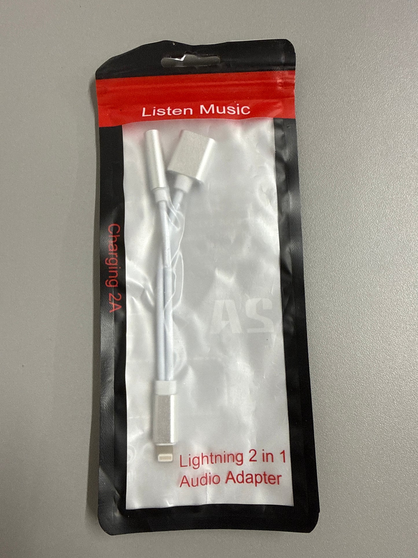 Listen Music - Lightning 2 in 1 Audio Adapter