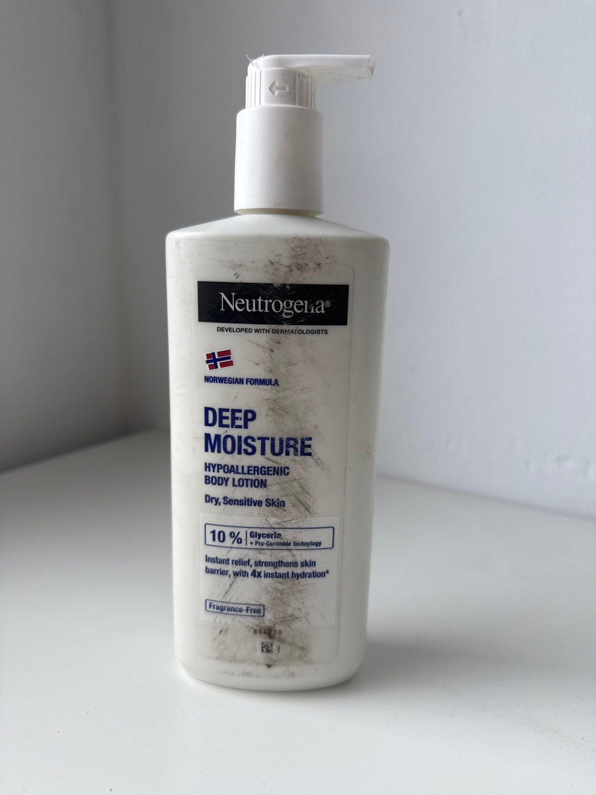 Neutrogena Deep Moisture Body Lotion - 400ml