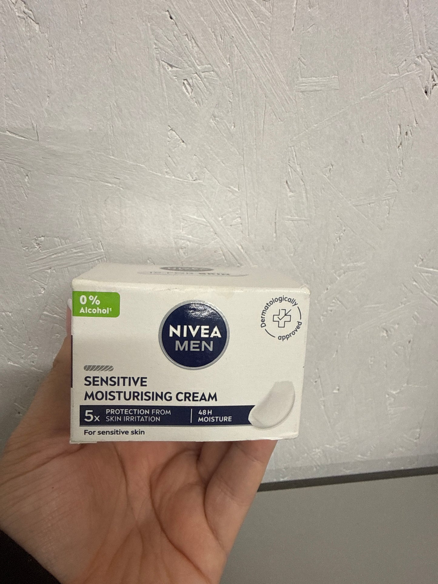 NIVEA MEN Sensitive Intensive Moisturising Cream - 50ml