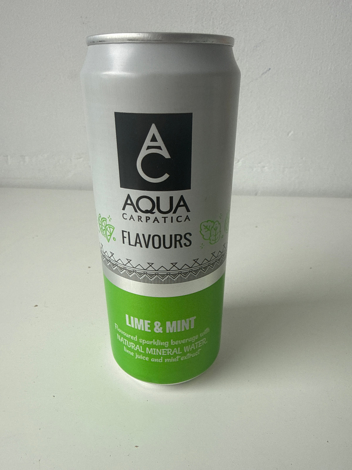 Aqua Carpatica Flavours Lime & Mint sparking mineral water