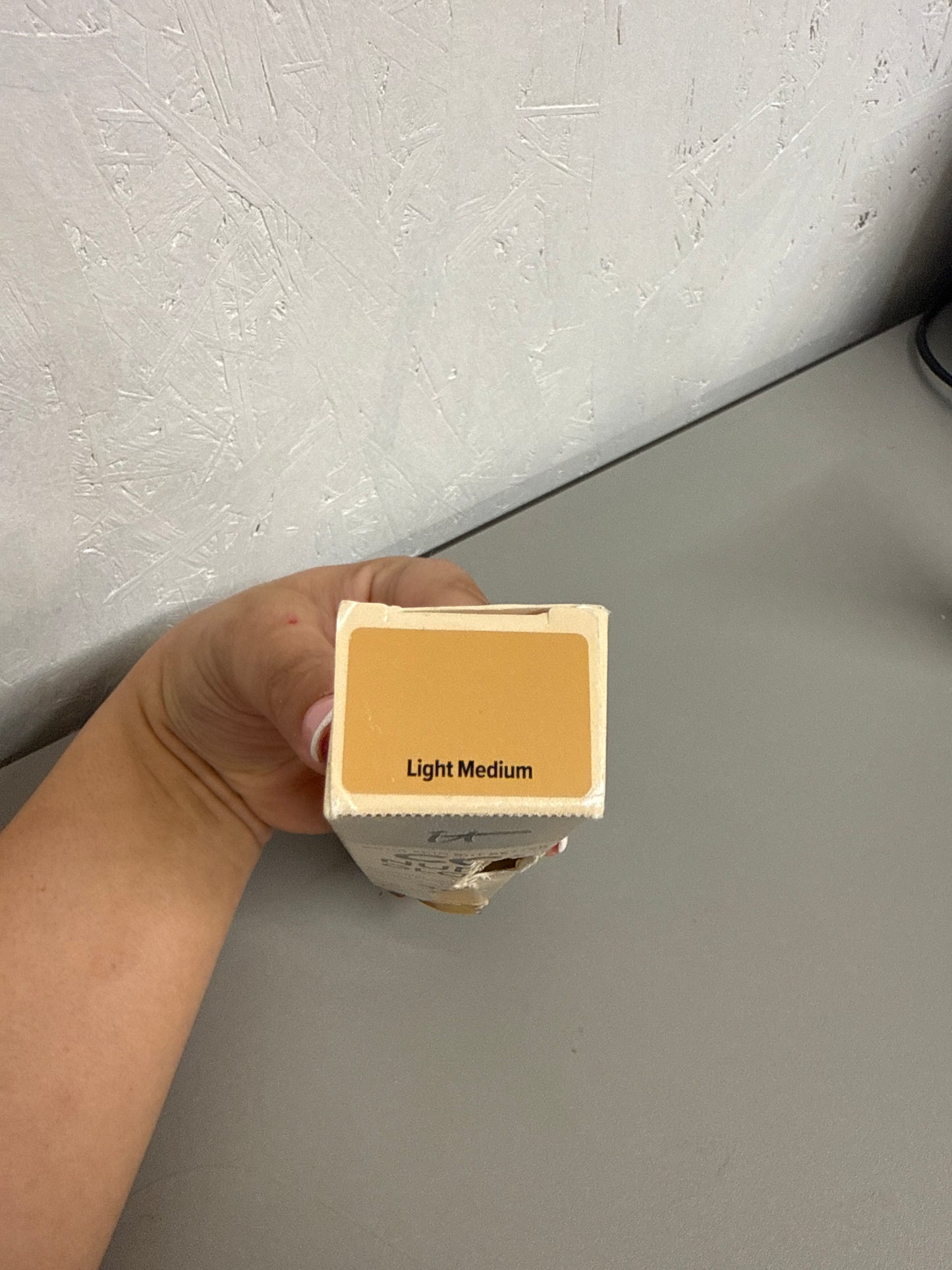 iT Cosmetics Your Skin But Better CC+ Cream Nude Glow, SPF 40 - Shade: Light Medium