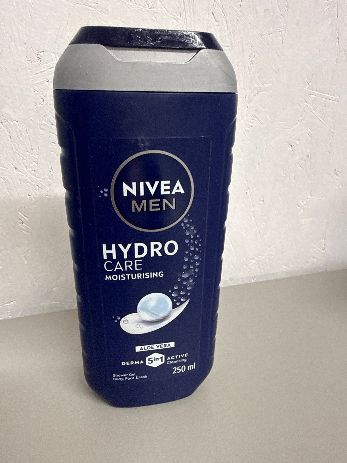 Nivea Men - Hydro Care Moisturising Shower Gel