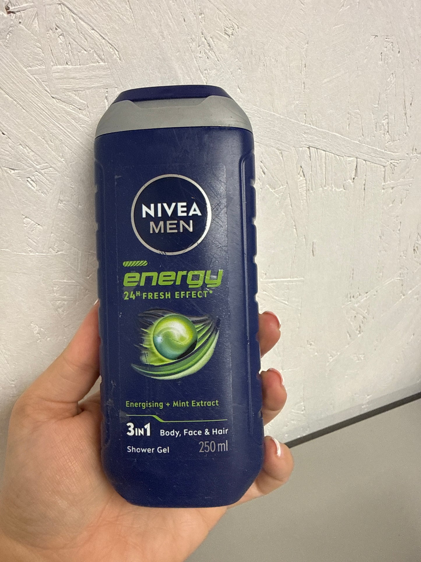 NIVEA Men Energy Shower Gel - 250ml