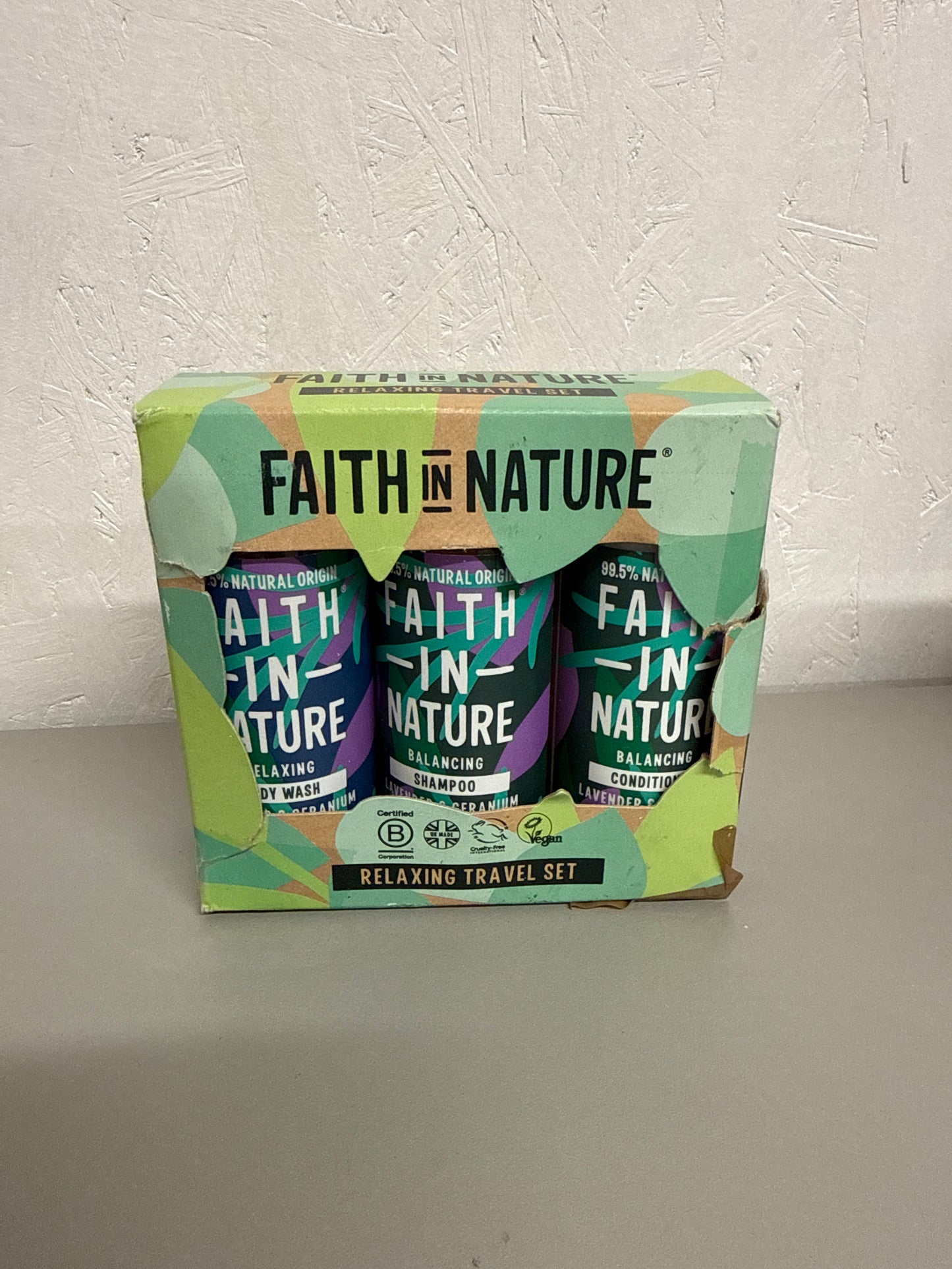 Faith in Nature 3 x 100 ml Lavender & Geranium