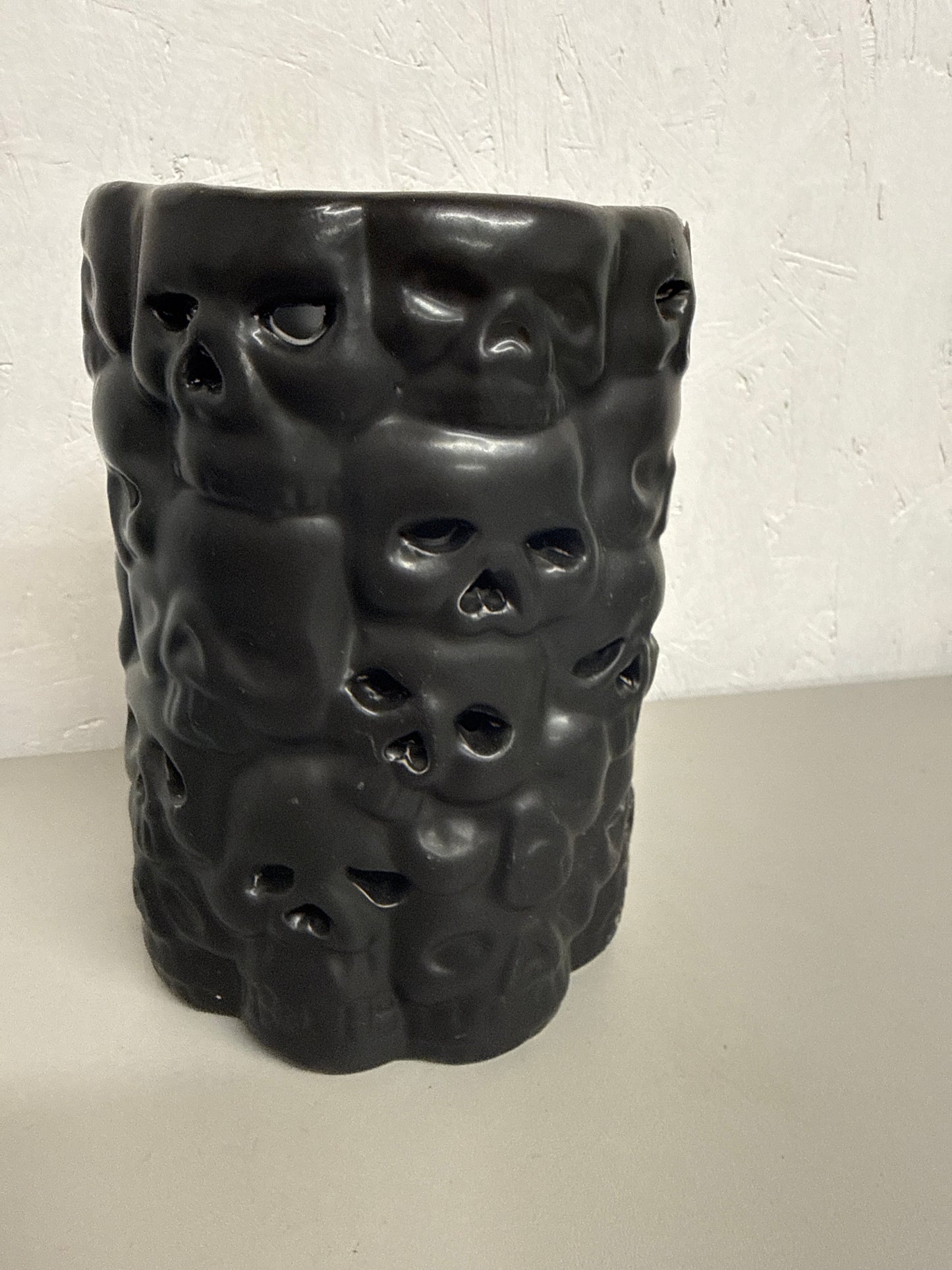 Black Skull Ceramic Decoration