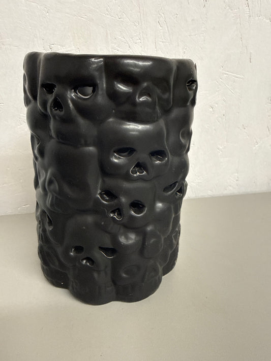 Black Skull Ceramic Decoration
