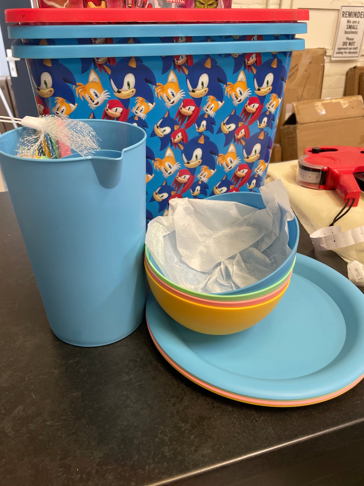 Plastic picnic set