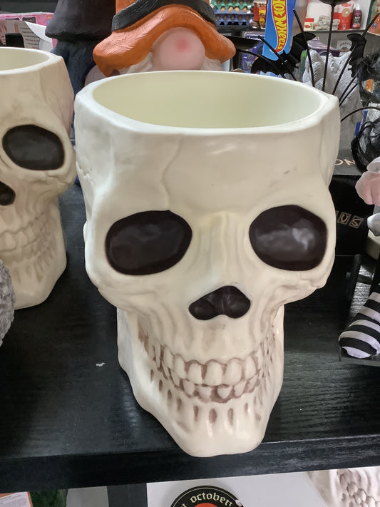 Plastic Skull sweet bucket