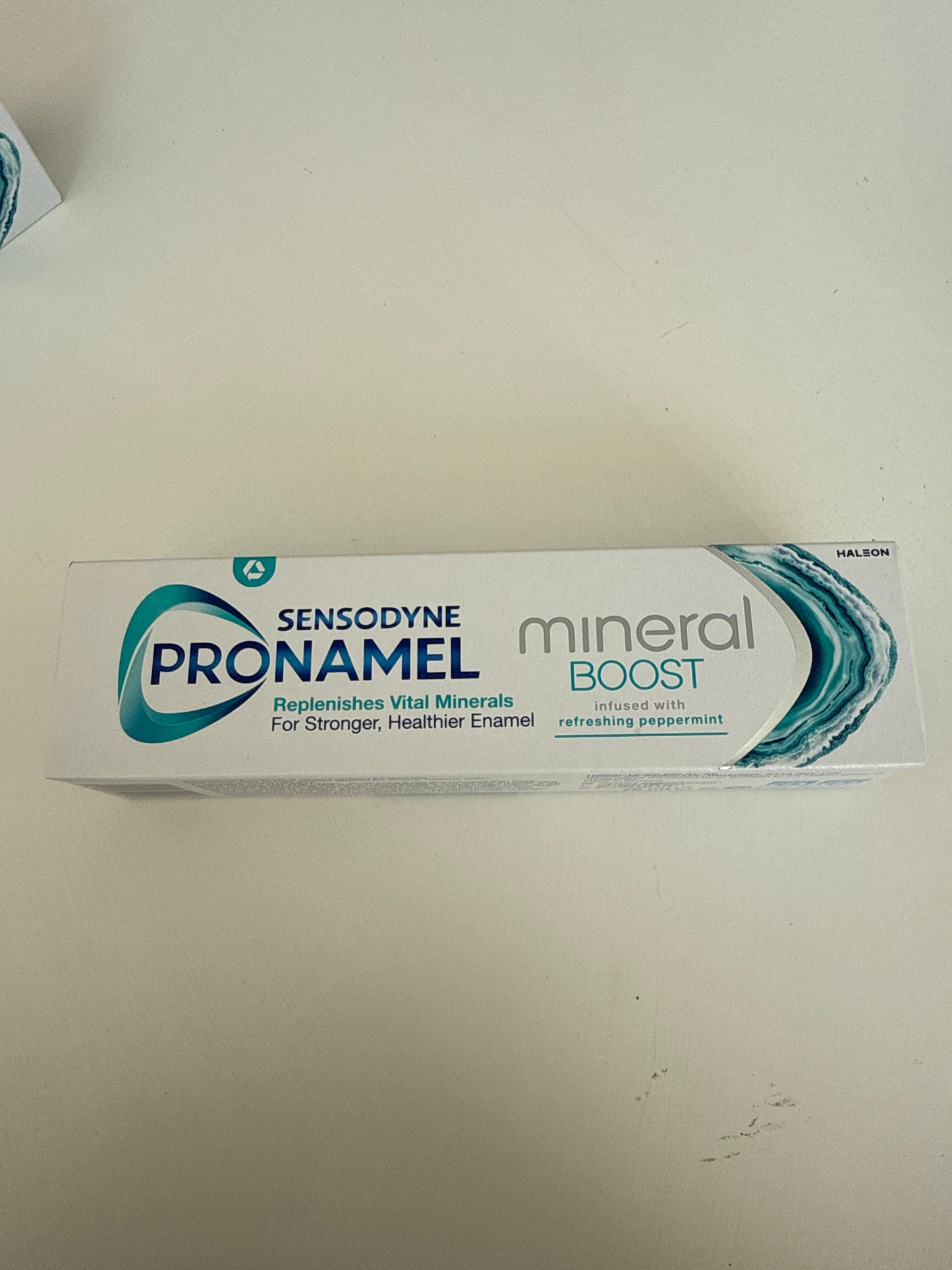 Sensodyne mineral boost