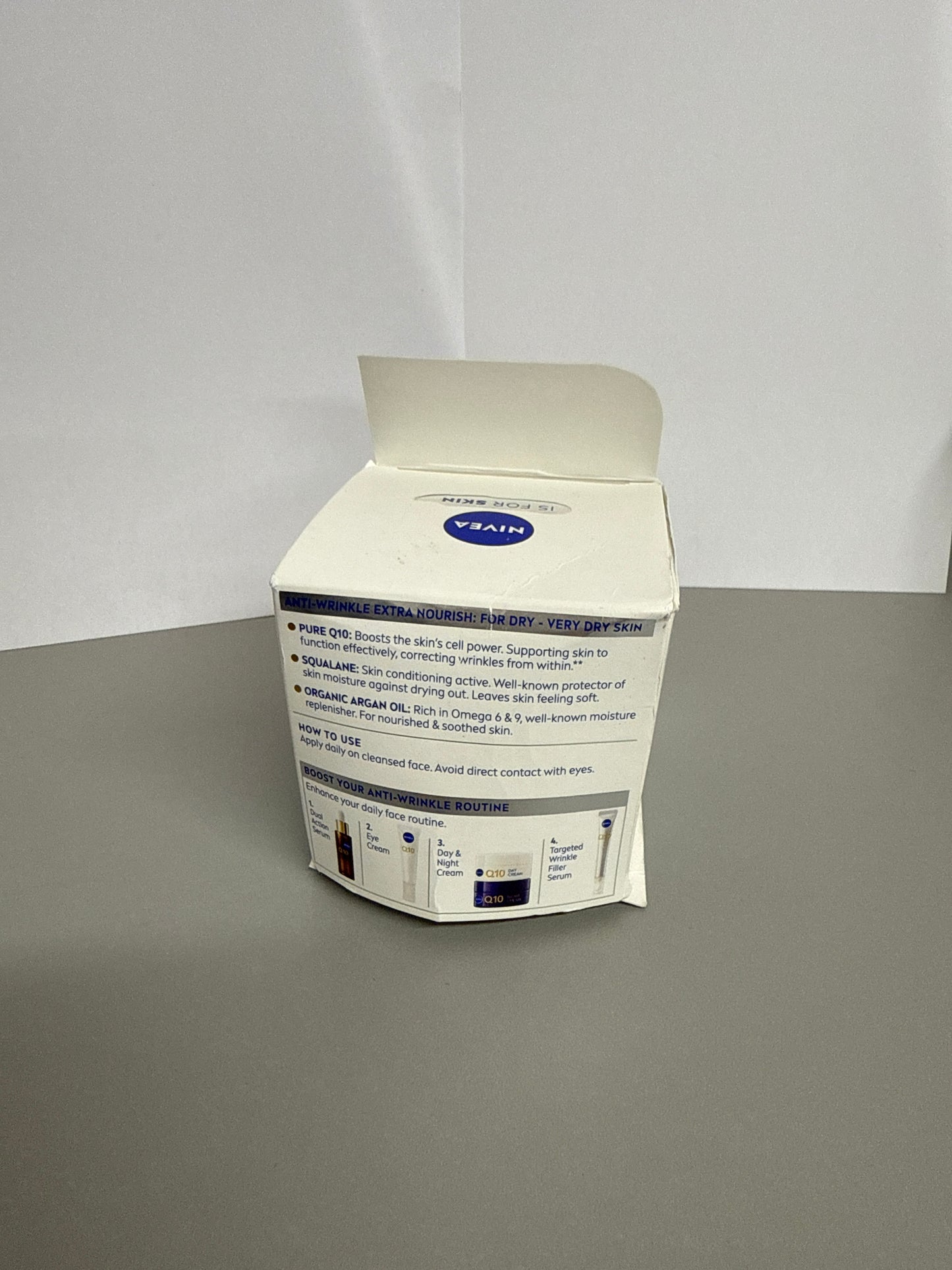 NIVEA Q10 Anti-Wrinkle Extra Nourish Deep Restoring Day Cream SPF15 50ml
