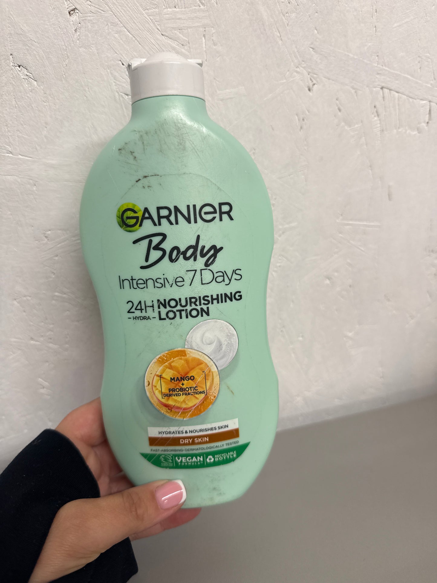 Garnier Intensive 7 Days Mango & Probiotic Extract Body Lotion 400ml