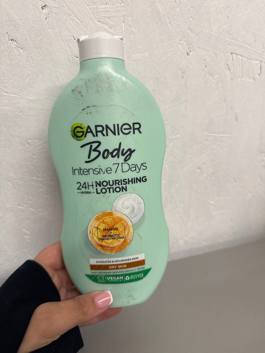 Garnier Intensive 7 Days Mango & Probiotic Extract Body Lotion 400ml