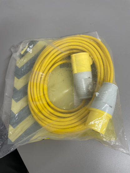 Defender E85111 - 110volts 16amp 1.5mm core 14metre extension lead
