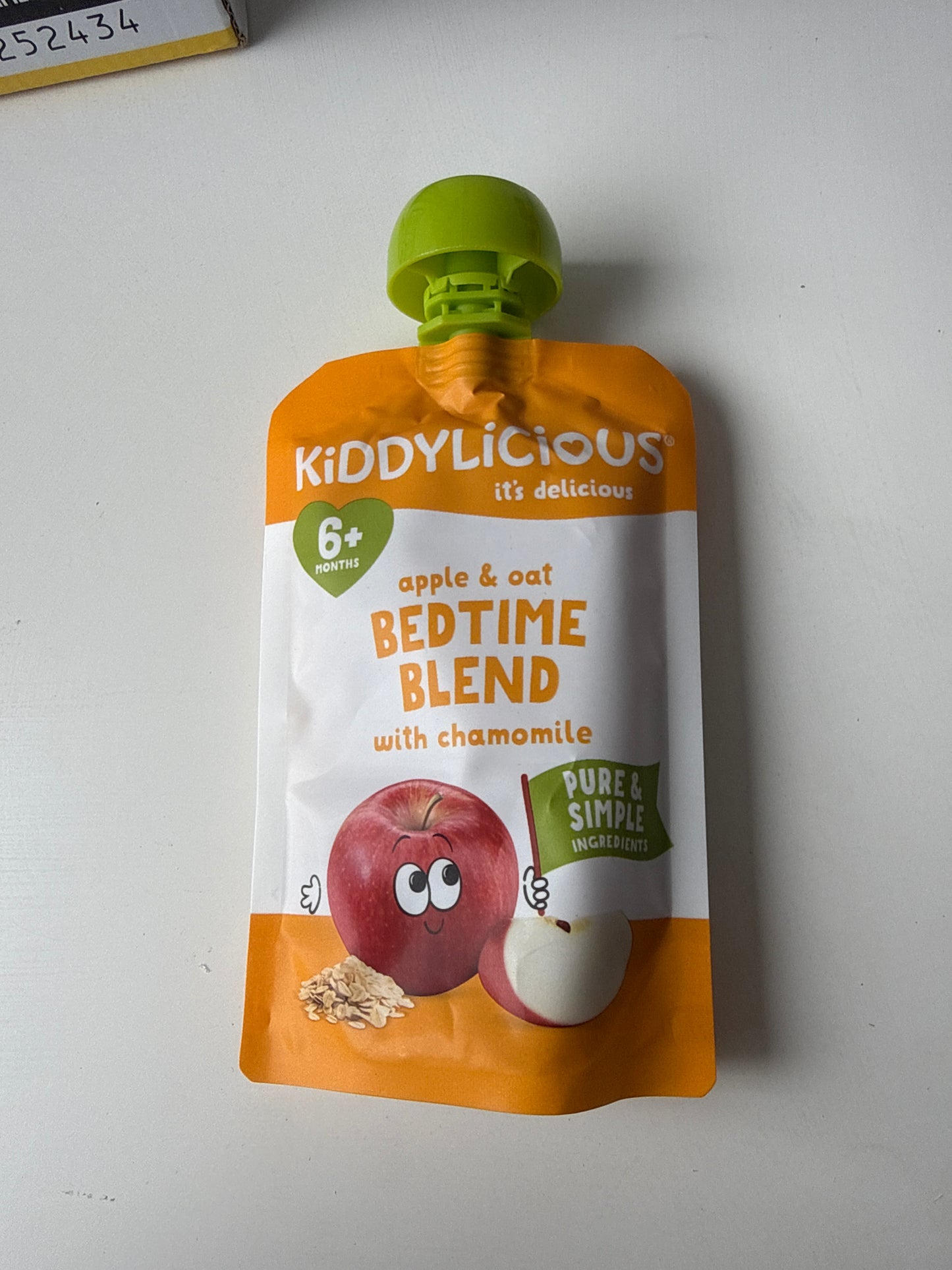 Kiddylicious - Apple & Oat Bedtime Blend Fruit Pouch (6x100g)