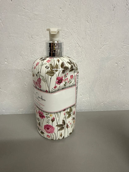 Baylis & Harding Royale Garden Luxury Rose Poppy & Vanilla Hand Wash 500ml