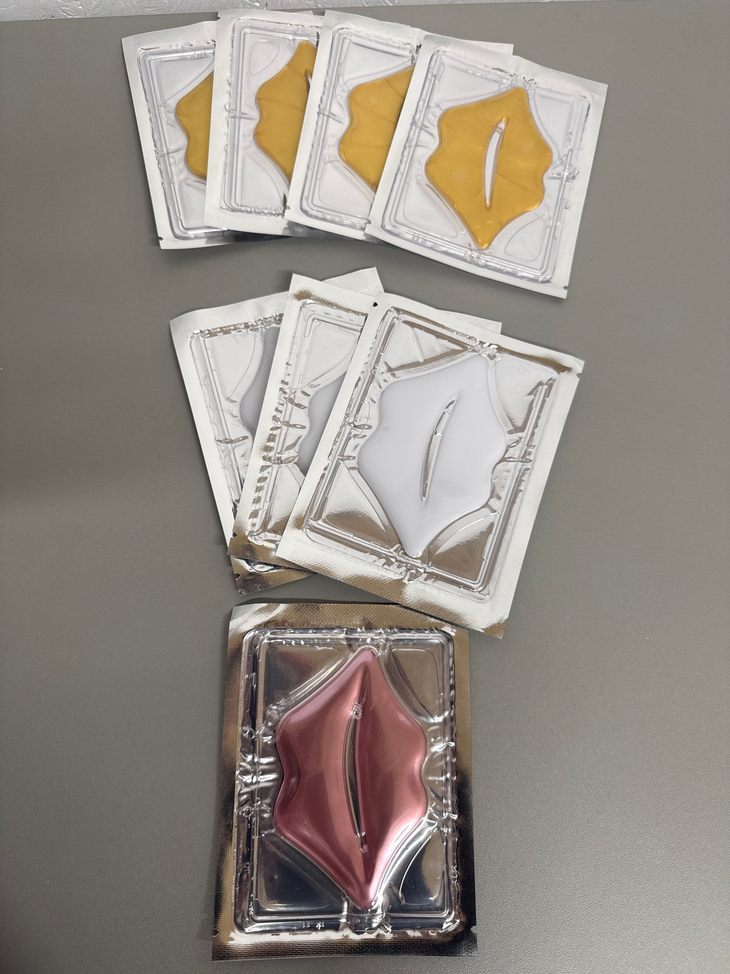 Pack of 8 lip masks