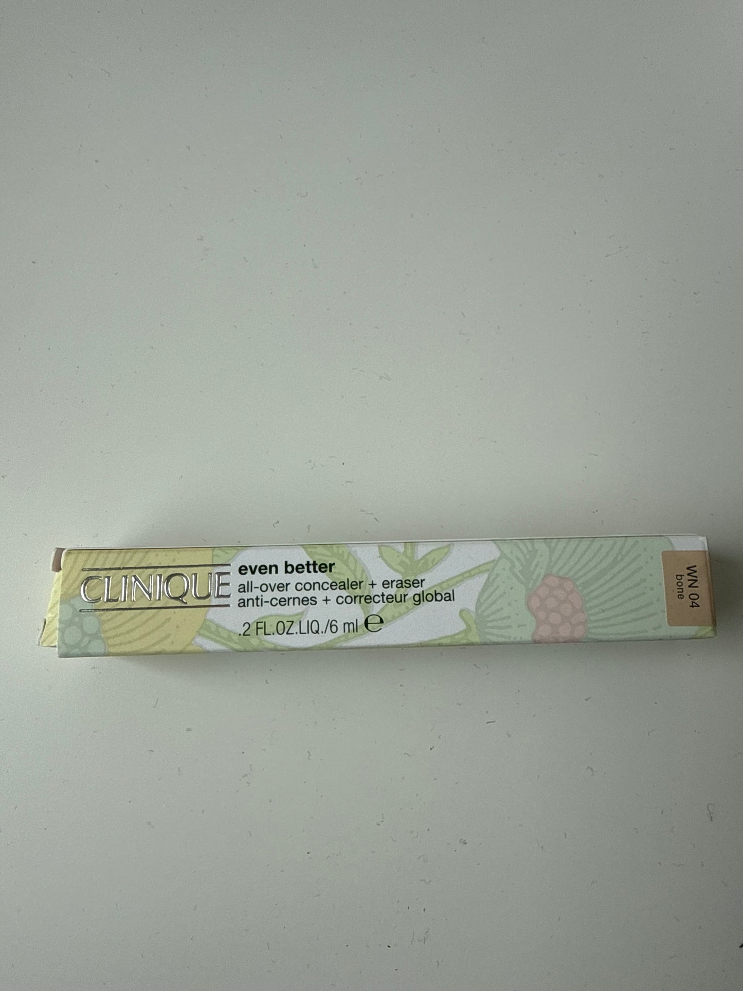 Clinique - Even better all over concealer & eraser - Shade: WN04 bone