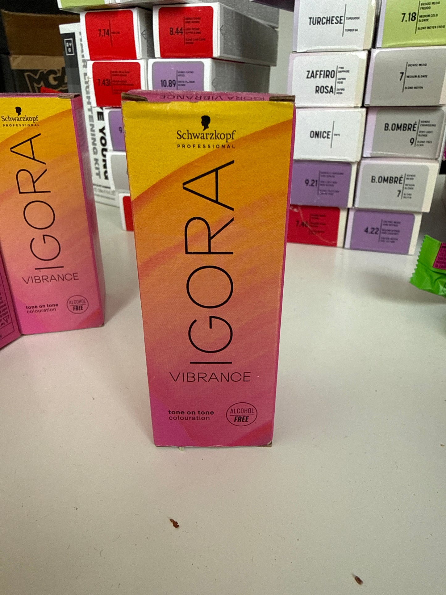 Schwarzkopf Gora Vibrance - 10-4