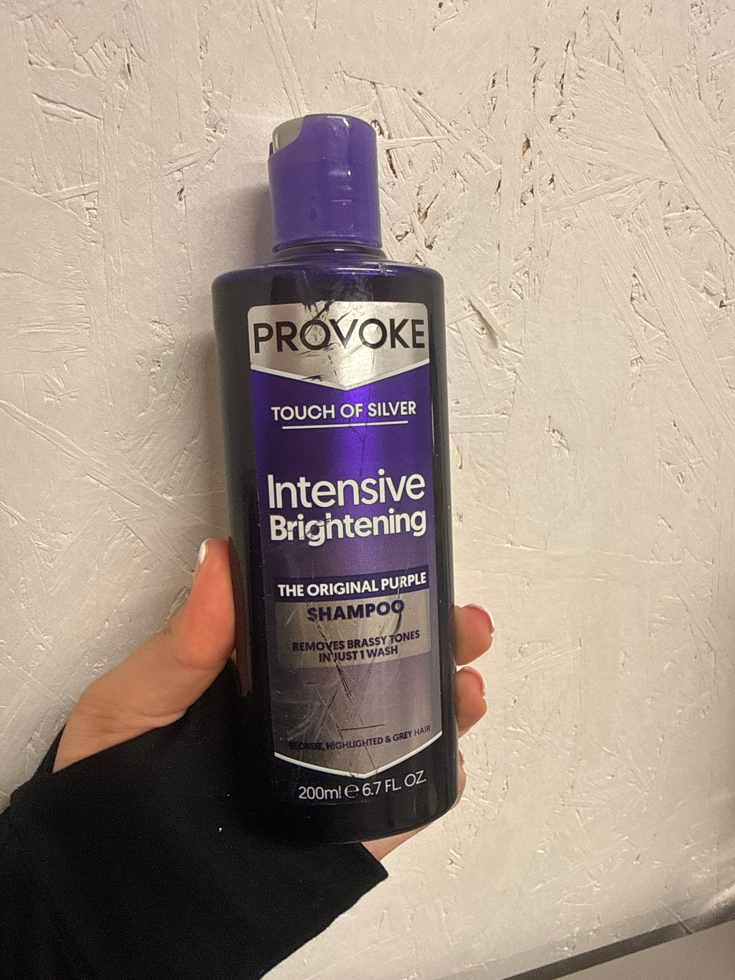 PROVOKE Touch Of Silver Brightening Purple Shampoo - 200 ml