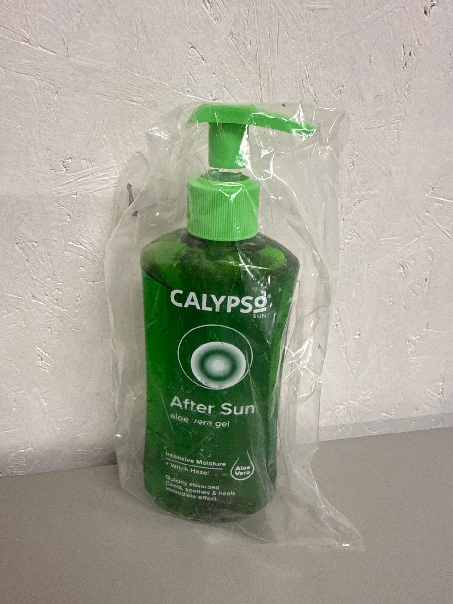 Calypso Sun - After sun aloe vera gel 250ml *Damaged lid*