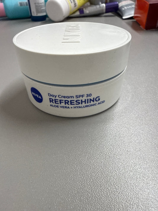 Nivea - Day Cream SPF30 Refreshing 50ml
