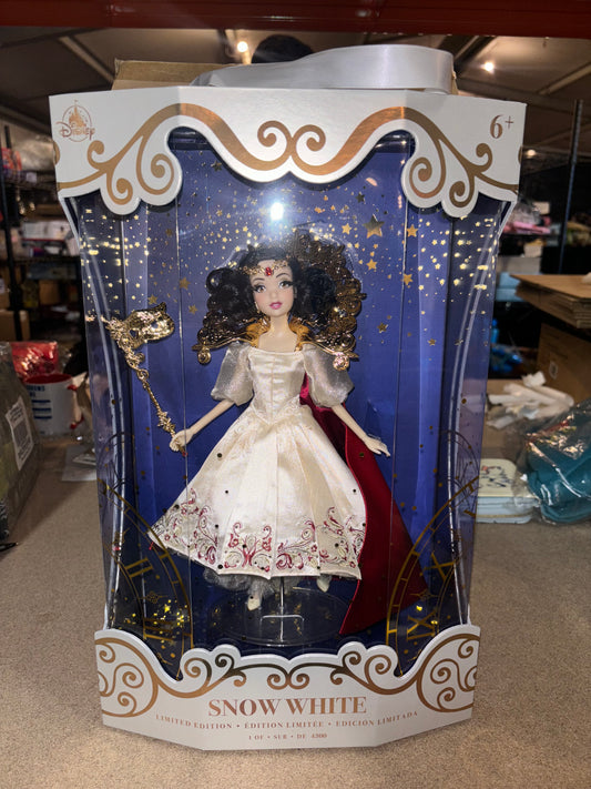 Snow White Disney Designer Collection Midnight Masquerade Series Fashionably Late Limited Edition Doll, Snow White and the Seven Dwarfs