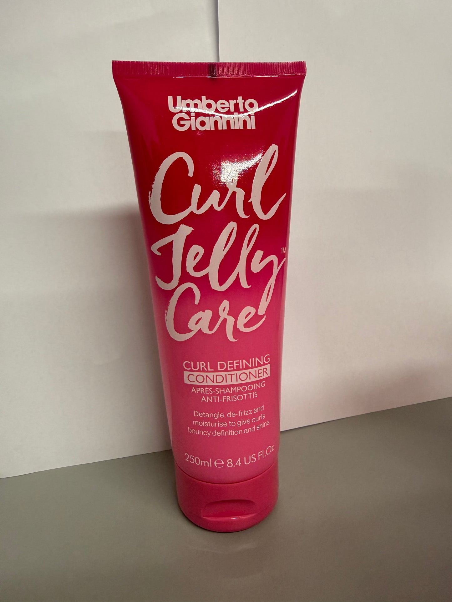 Umberto Giannini curl jelly care curl defining conditioner - 250ml