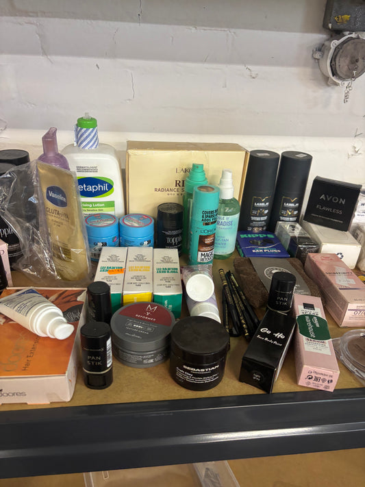70 x Beauty Products (damaged boxes)
