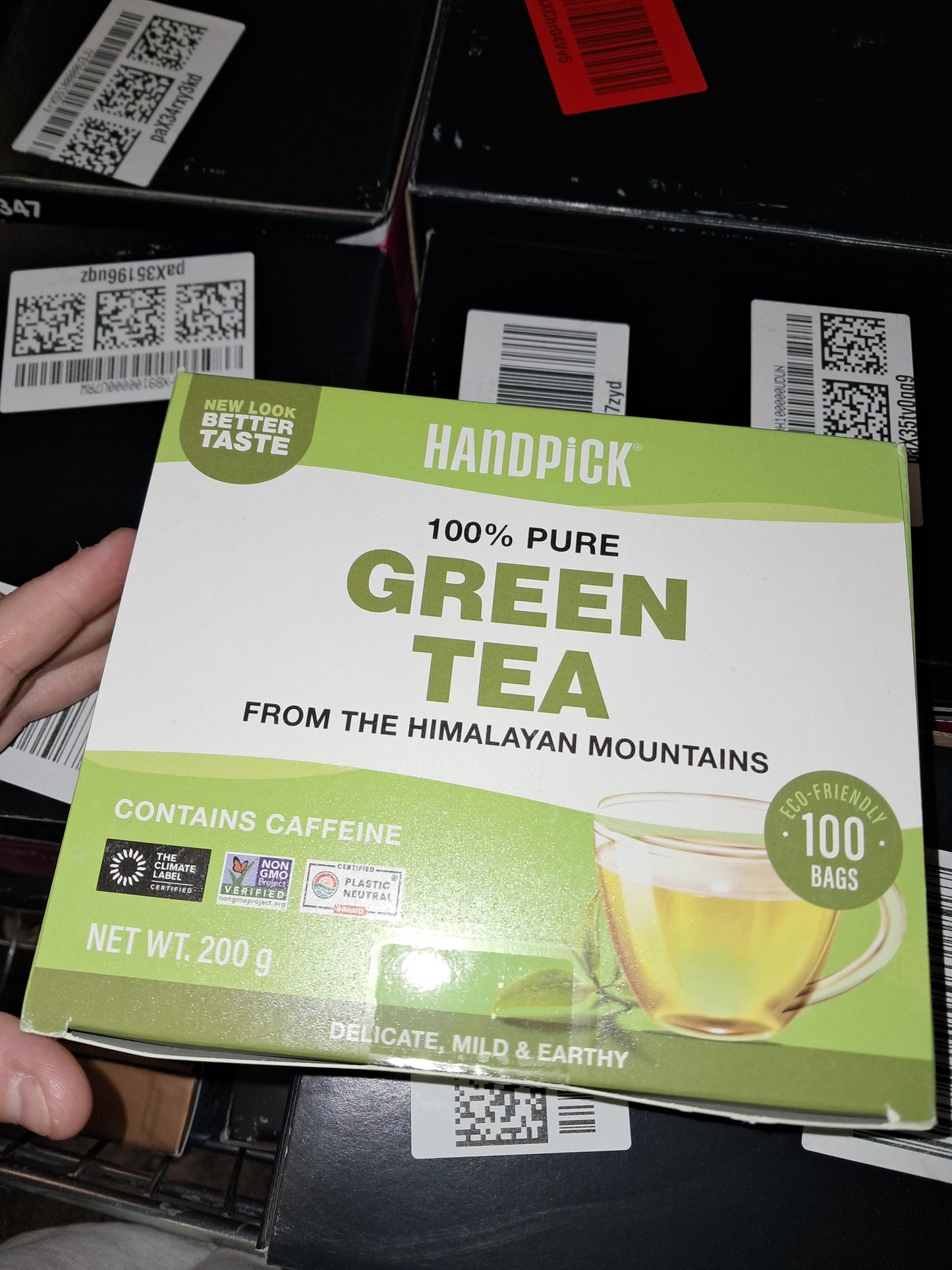 Handpick green tea