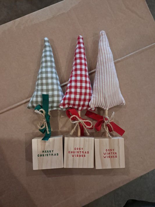 Set of 3 wooden tree decor