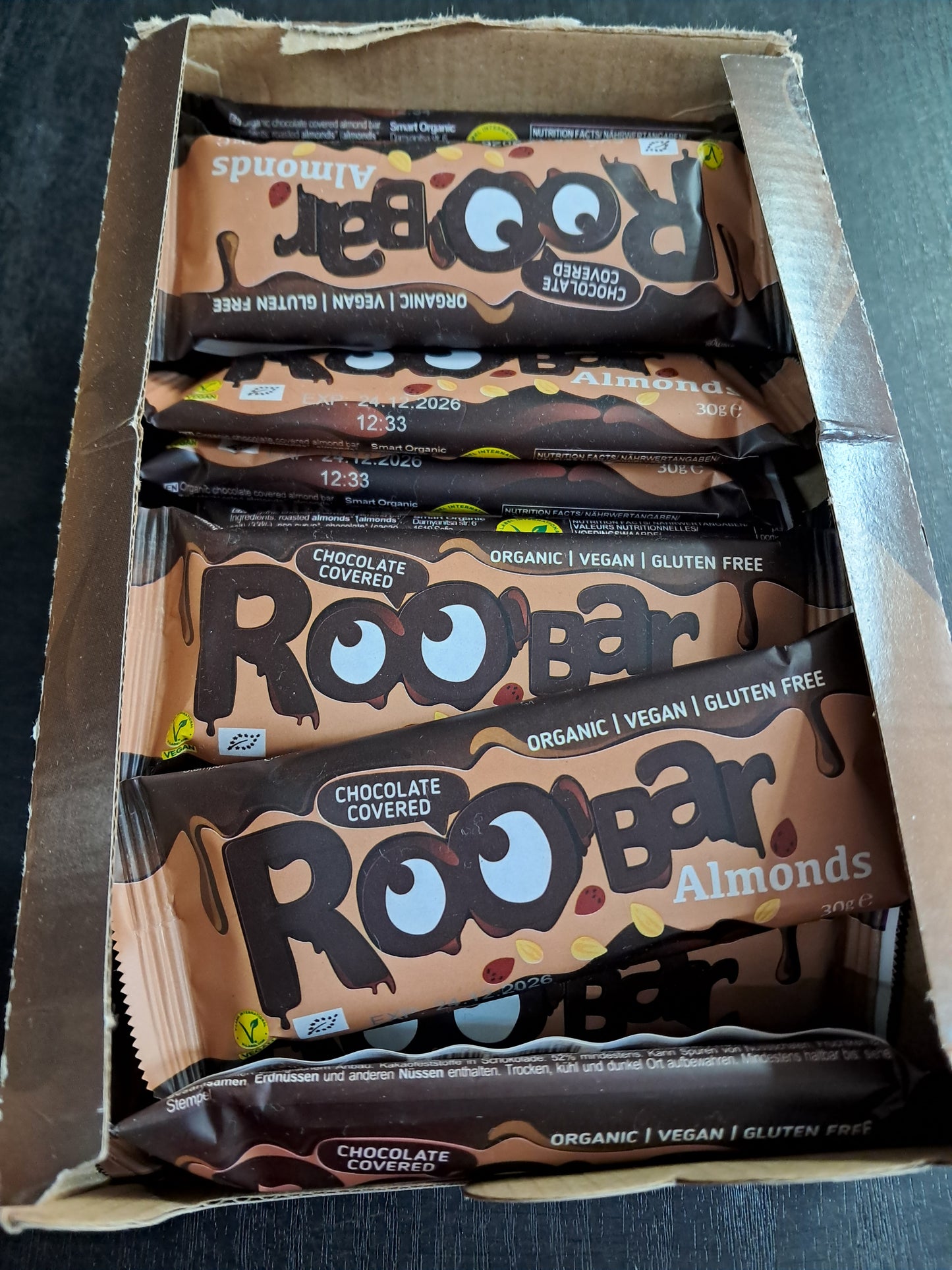 Roobar almonds