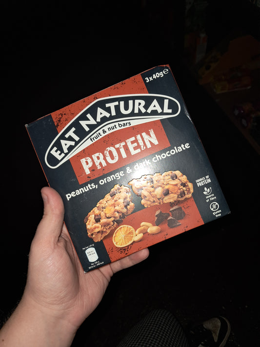 Eat natural protein peanuts, orange & dark chocolate