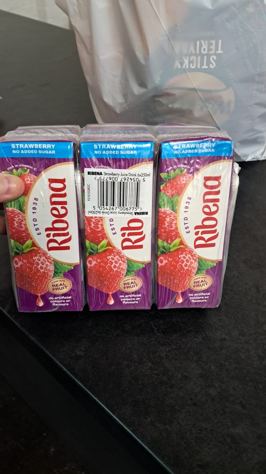 Ribena Strawberry - No Added Sugar -  6 pack - aug 2026