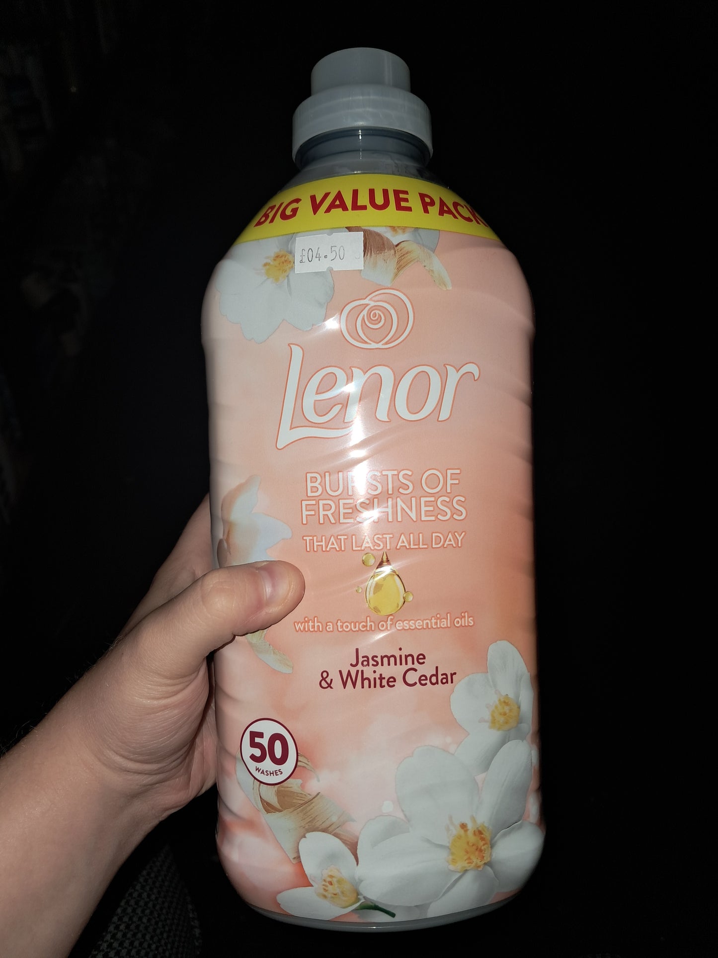 Lenor big value pack jasmine and white cedar