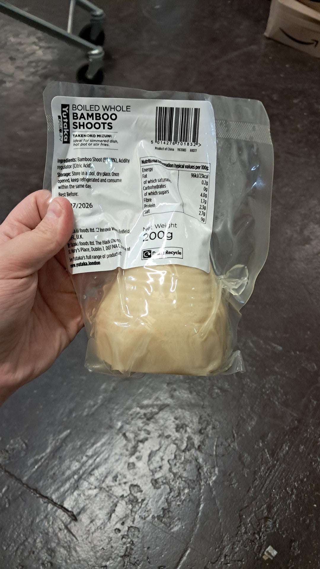 Boiled whole bamboo shoots